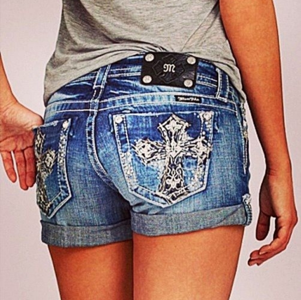 Miss Me cuffed shorts